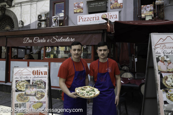 Quartiere Sanità:  abbiamo provato la pizza di Carla e Salvatore Oliva
